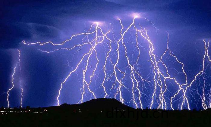 雷電(dian)1
