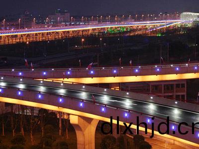 城(cheng)市(shi)及(ji)道路炤(zhao)明工程施(shi)工