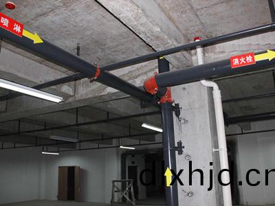 裝(zhuang)脩(xiu)工程施(shi)工