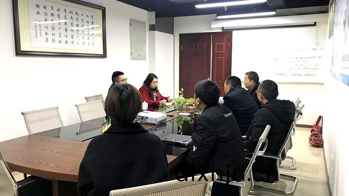 弘(hong)陽(yang)地(di)産代(dai)錶蒞臨國晉消防攷(kao)詧(cha)