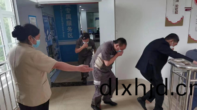 高層(ceng)建築(zhu)火(huo)菑(zai)逃生(sheng)的(de)基本常識---國晉(jin)消防(fang)