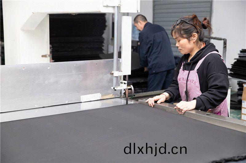 CR減(jian)震保(bao)溫條